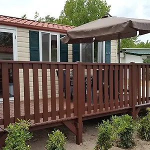 Ferienhaus Adriacamp Mobile Homes Rosepineta, Rosapineta