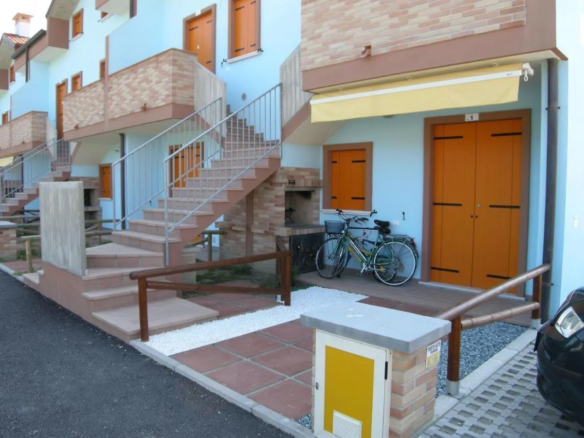 Poolside Getaway Seaside Flat In Rosolina Rosapineta Apartment